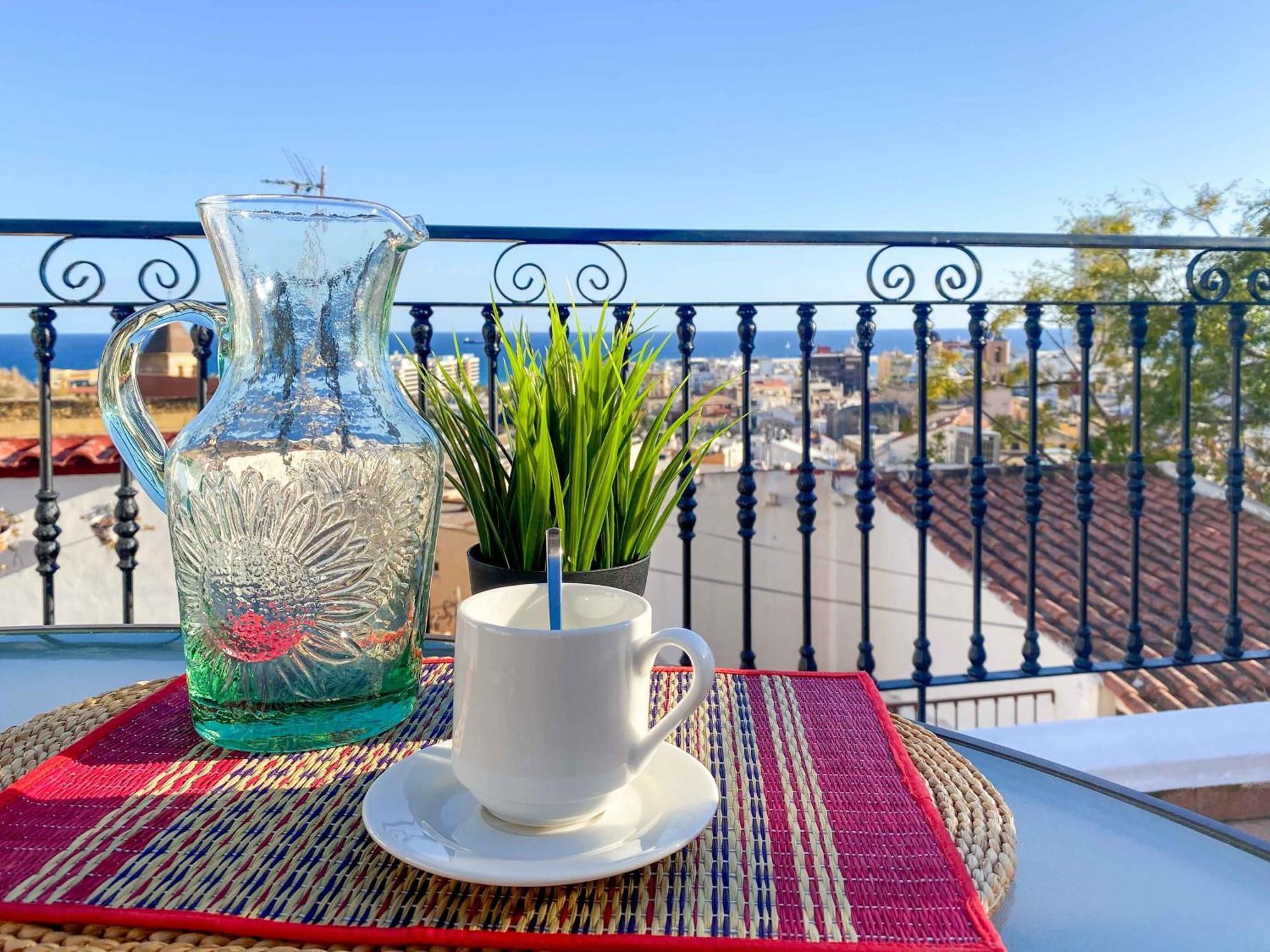 Casa Moll. Tradicion Y Bonitas Vistas De Alicante Luaran gambar